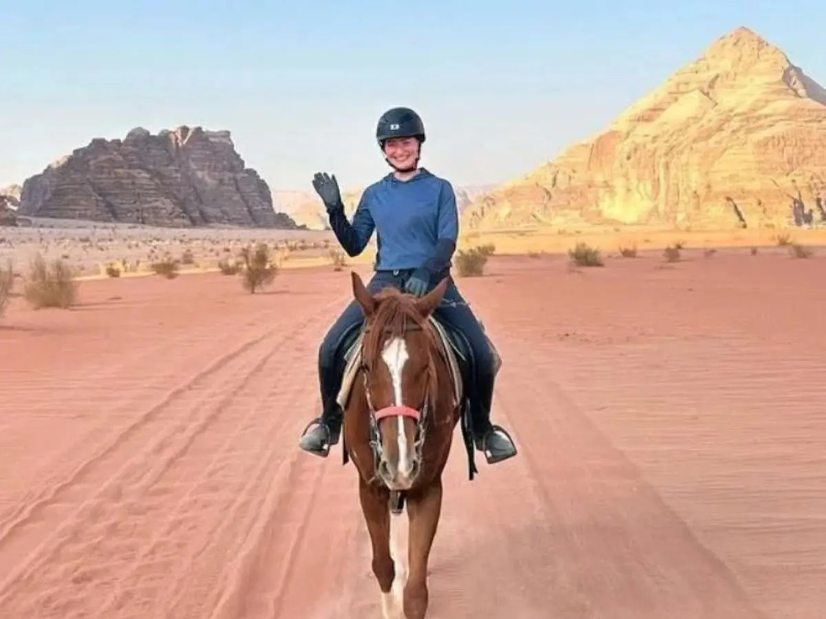 Horseback riding during a three hour tour in Wadi Rum